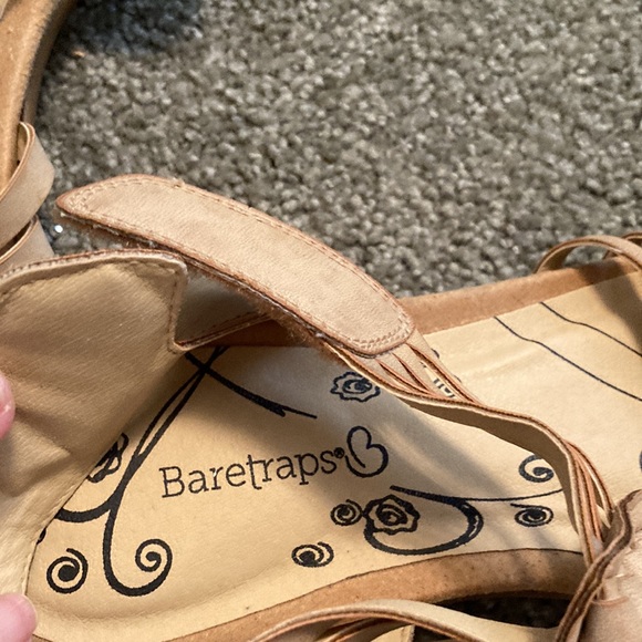 Bare traps - Picture 2 of 8